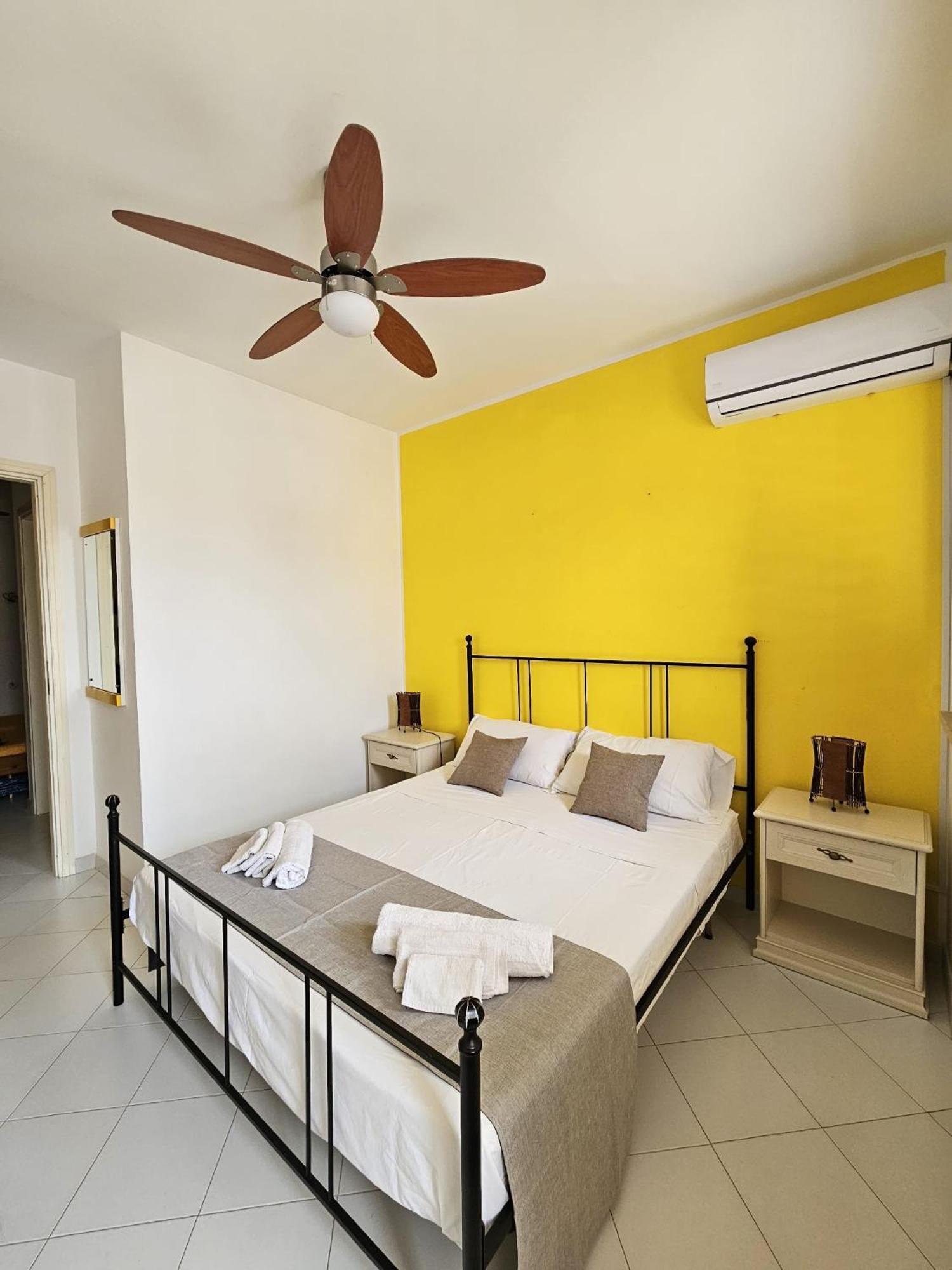 Appartamento Girasole ซานวิโต โลคาโป ภายนอก รูปภาพ